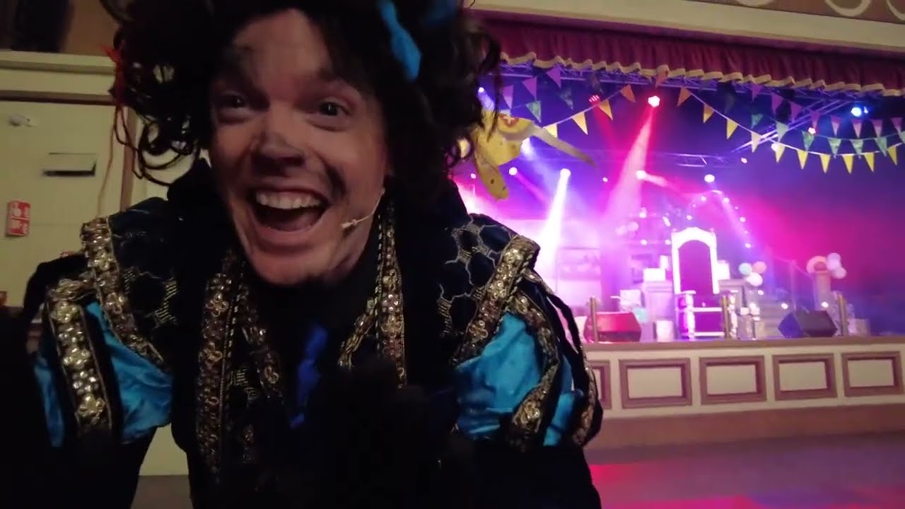 Klungelpiet show #sinterklaas #slagharen #subscribe