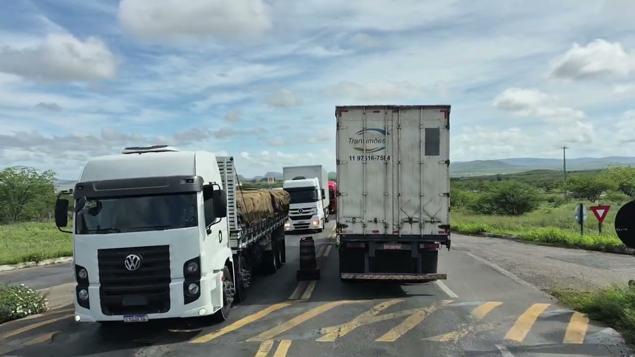 EP 097/26. Férias 030. Serra de Milagres,  parada pra abastecer e  seguir.