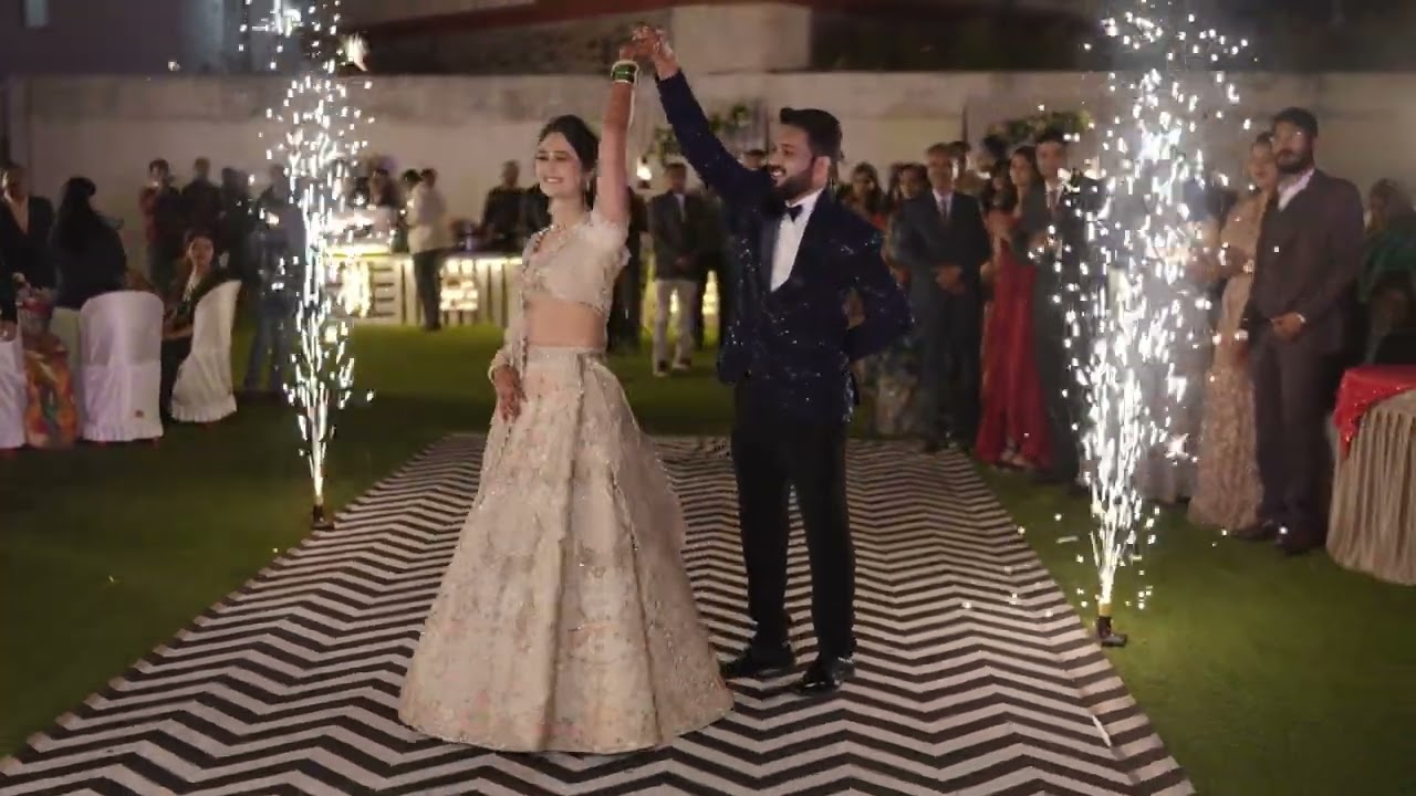 THE MOST EPIC SANGEET ENTRY EVER!!! 🔥👑