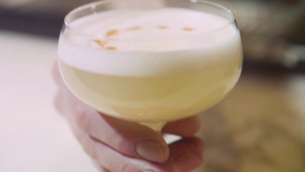 Cocktail Recipes: Peruvian Themed Cocktail, Pisco Sour