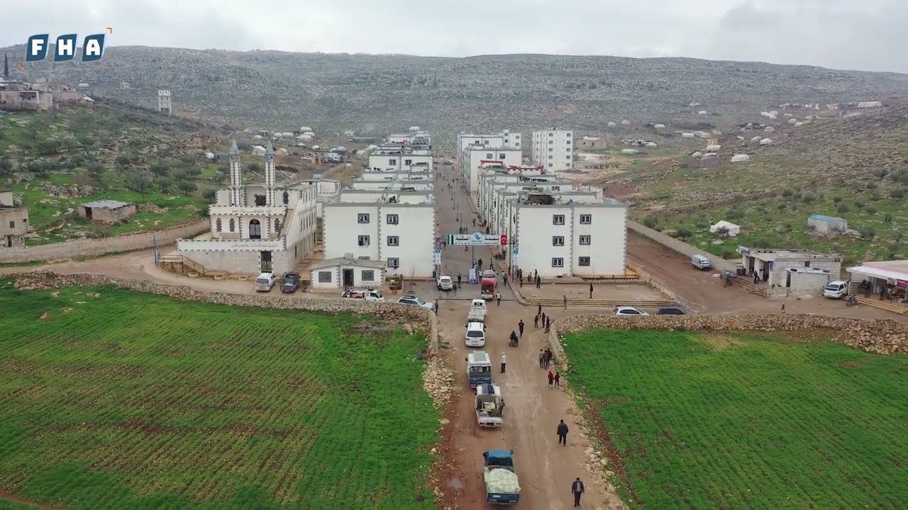 جمعية العيش بكرامة وبدعم من عرب فلسطين 48 تقوم بنقل عشرات الأسر إلى شقق جديدة في قرية بسمة السكنية
