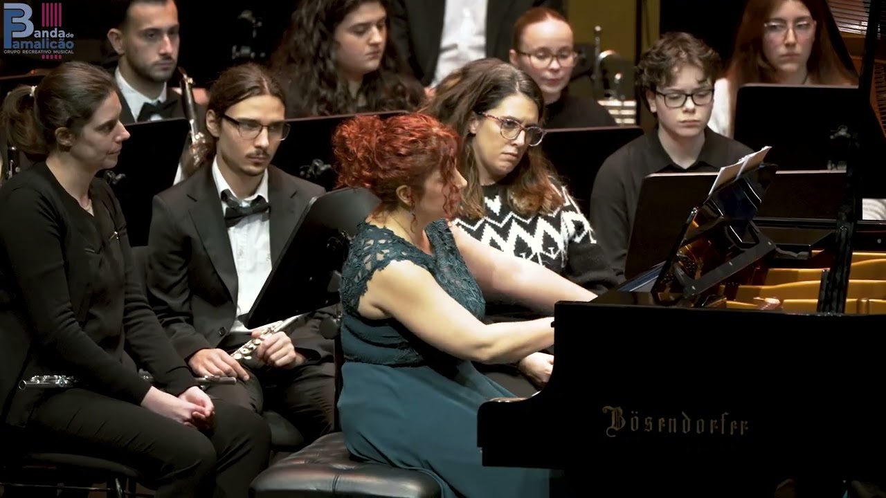 RHAPSODY IN BLUE - Banda de Famalicão