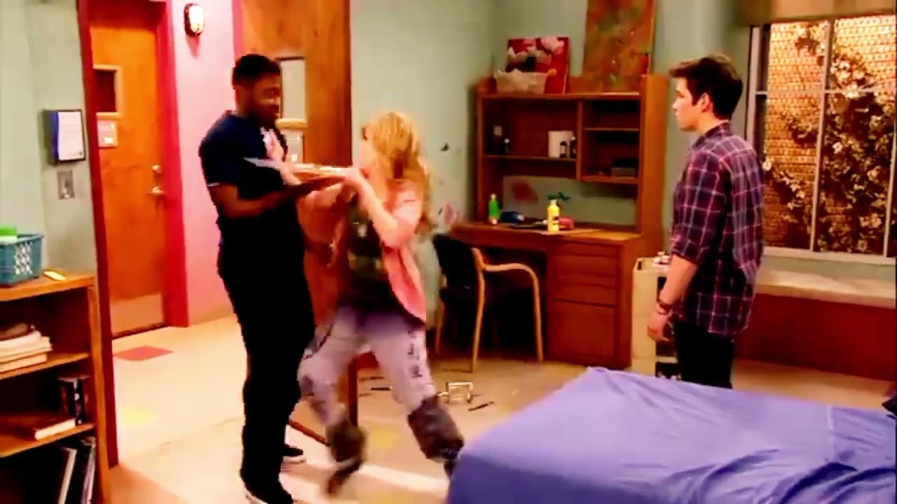 iCarly - Kiss-a-dillas