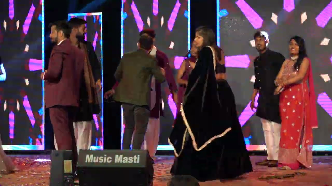 DHOL JAGEERO DA (OLD CUT) #punjabiwedding #party #dance #haldiceremony #love #wedding #weddingday