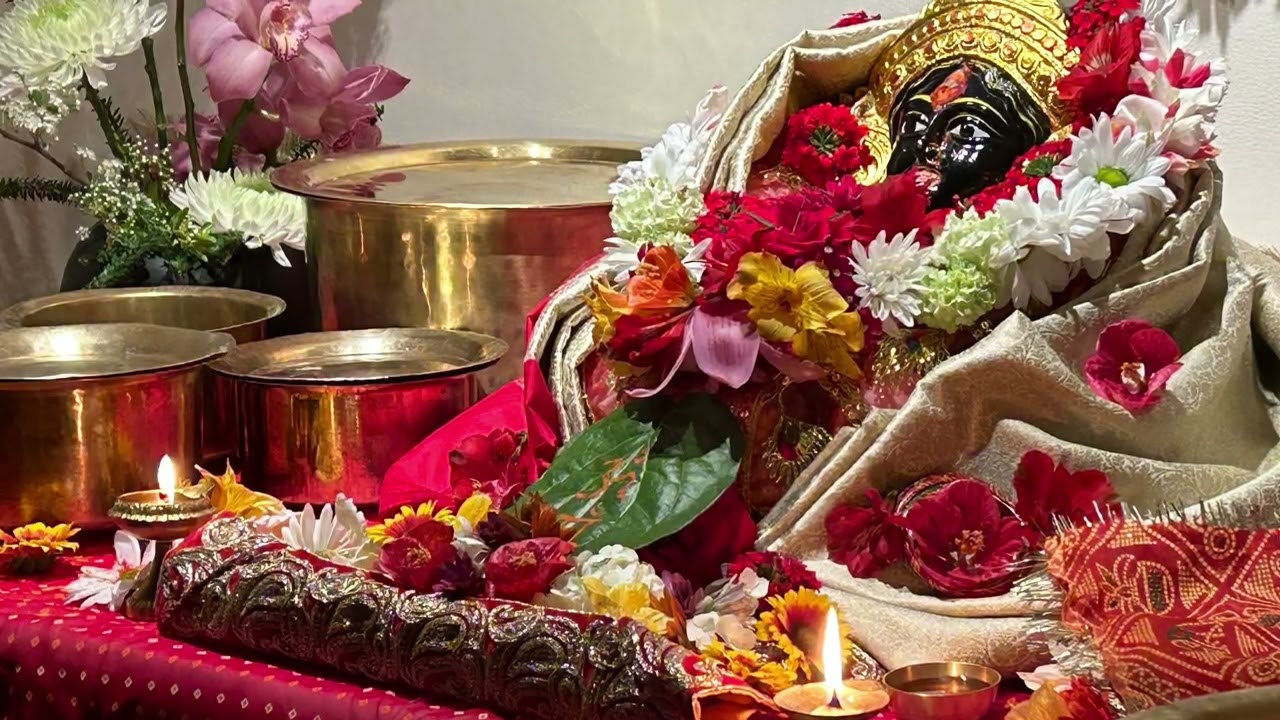 Navaratri Maha Nisha: A Prayer to Ma