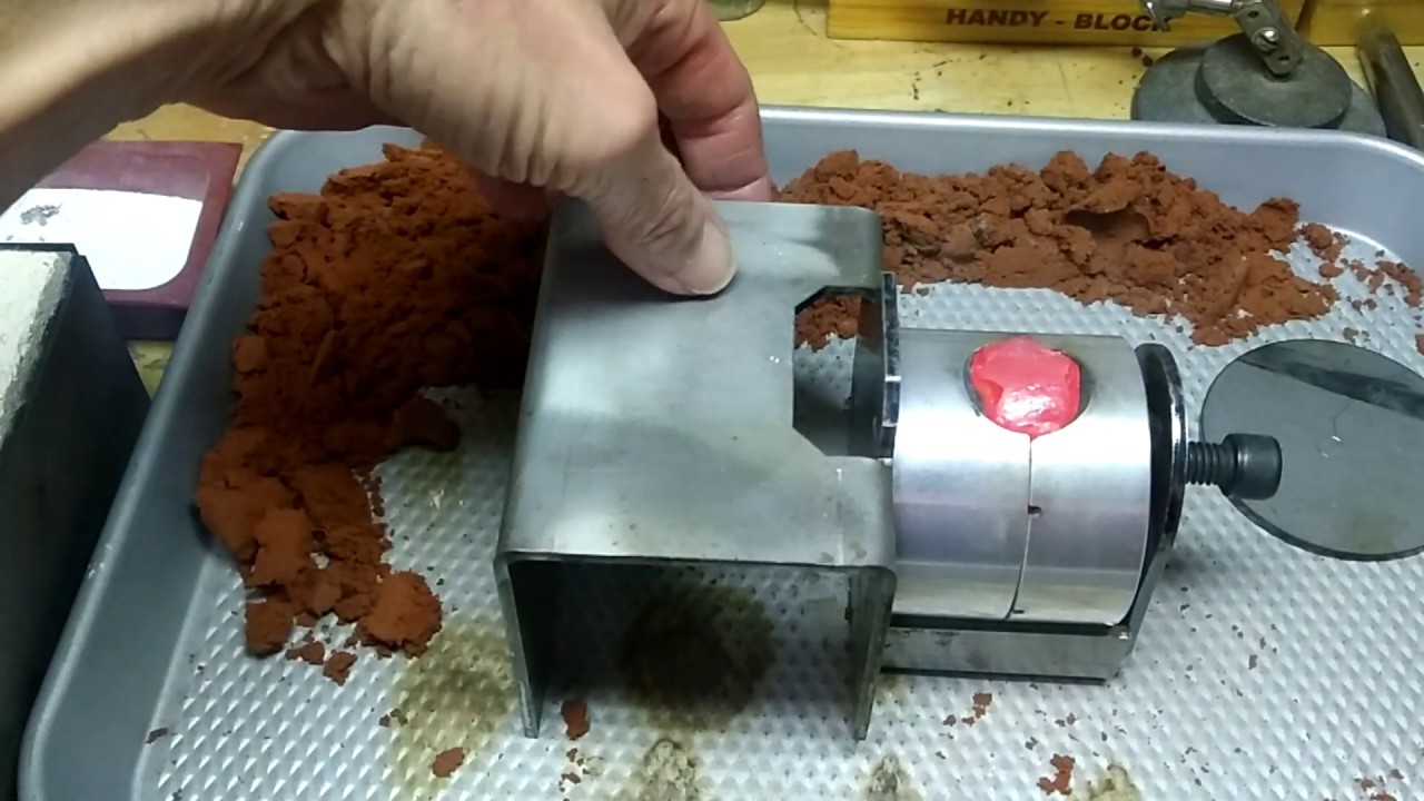 Red Clay Casting - Casting a Wide Wedding Band: Video 2