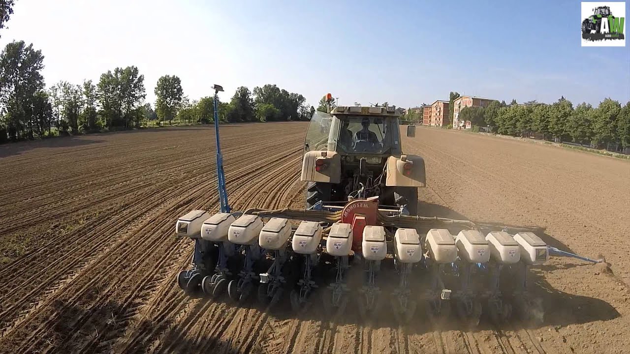 FENDT  415   SEEDING SOYBEAN 2015