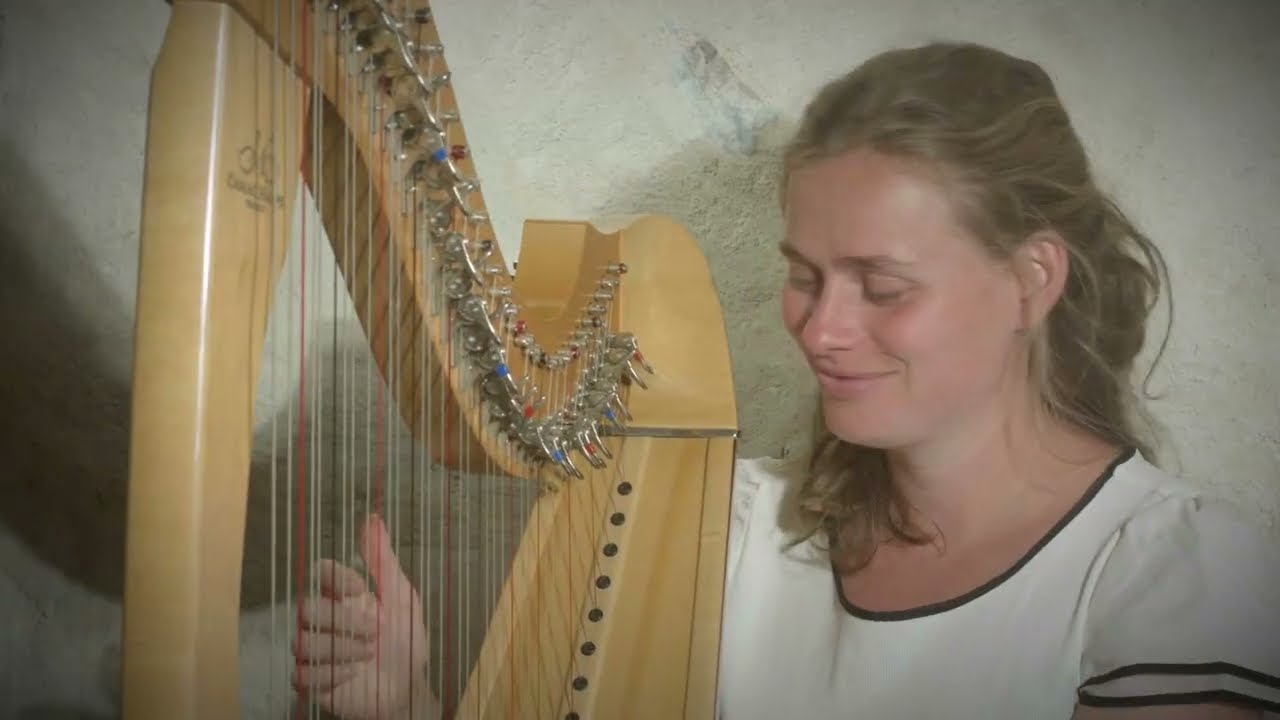 Deep Into The Harp  : Parures : Cours Tutoriel avec Alexia