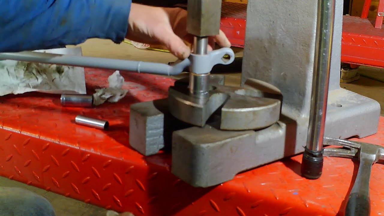 1959 Triumph TR3, Part 26,  Steering Linkage