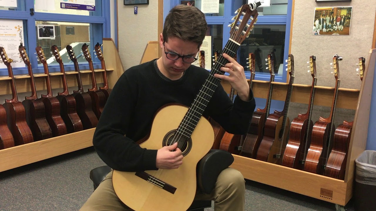 GFA Winner Xavier Jara Tries Out an Evans Guitar