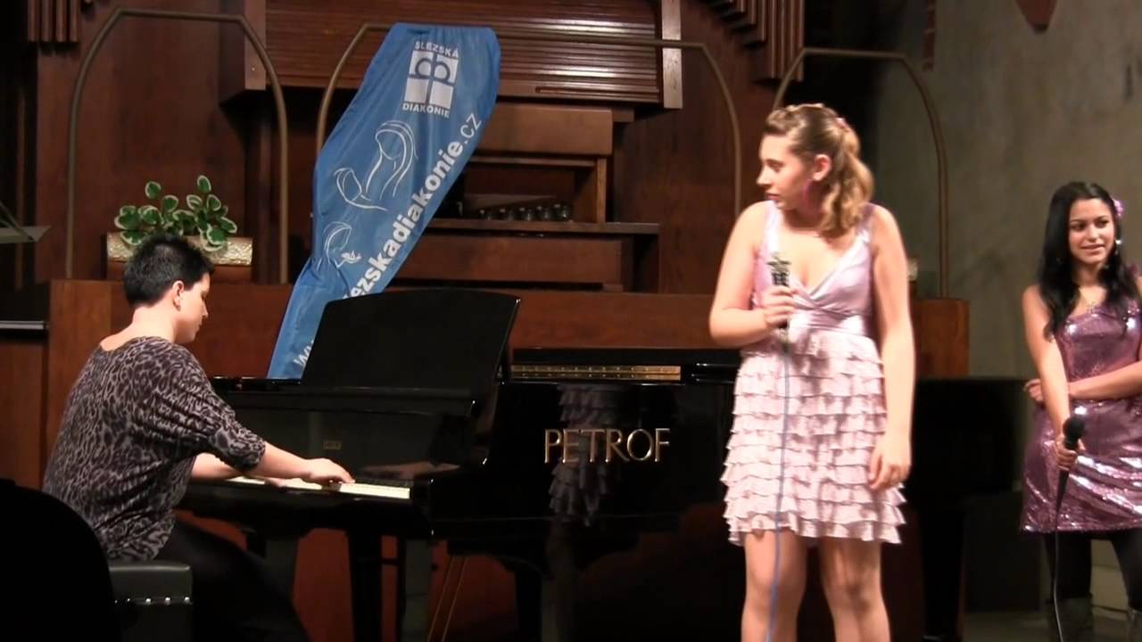 Vystoupení žáků MŠ a ZŠ Slezské diakonie - Krnov na Benefičním koncertu 2012
