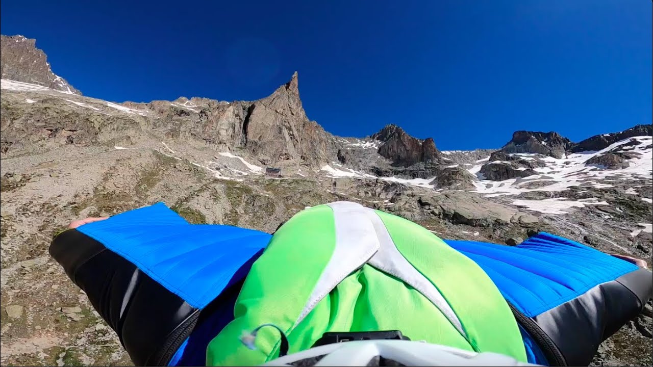 Aiguille Dibona / Wingsuit Base