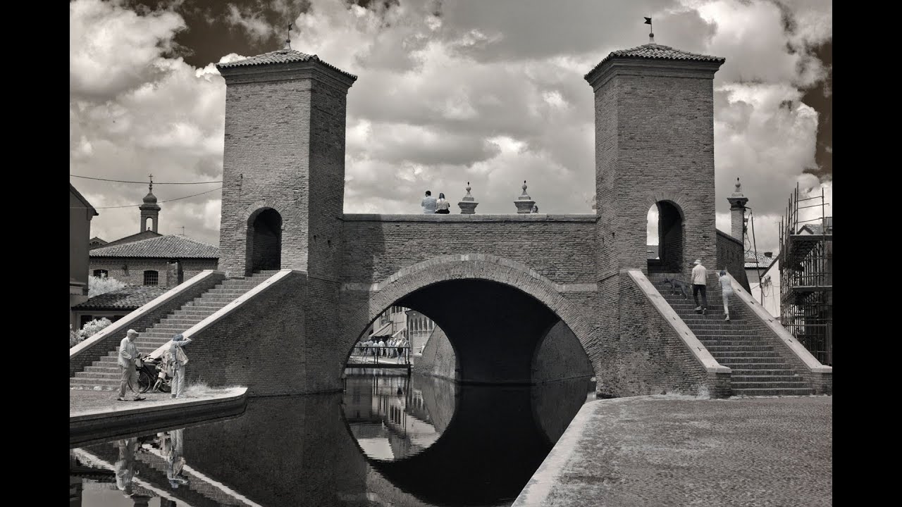 Comacchio   (FE)
