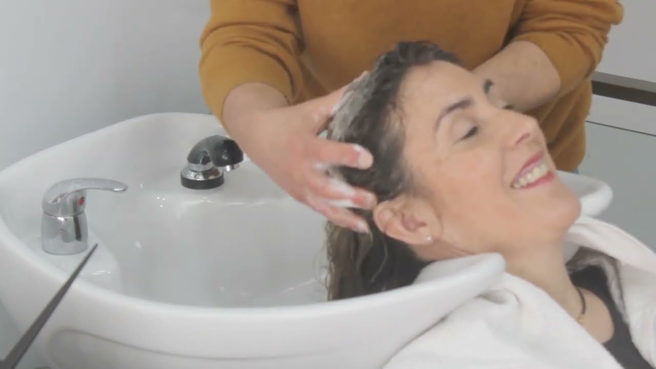 Shampoo and treatment mask for beautiful long blonde hair