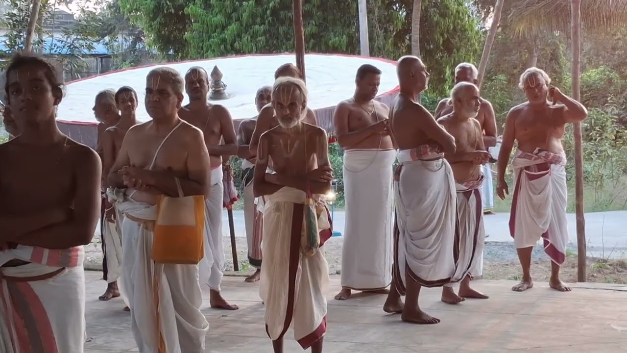 13.03.2026 சுக்ரவார உத்ஸவம் காஞ்சி.ஸ்ரீபெருந்தேவி தாயார் துரை தோட்ட புறப்பாடு. பால.கேசவன்