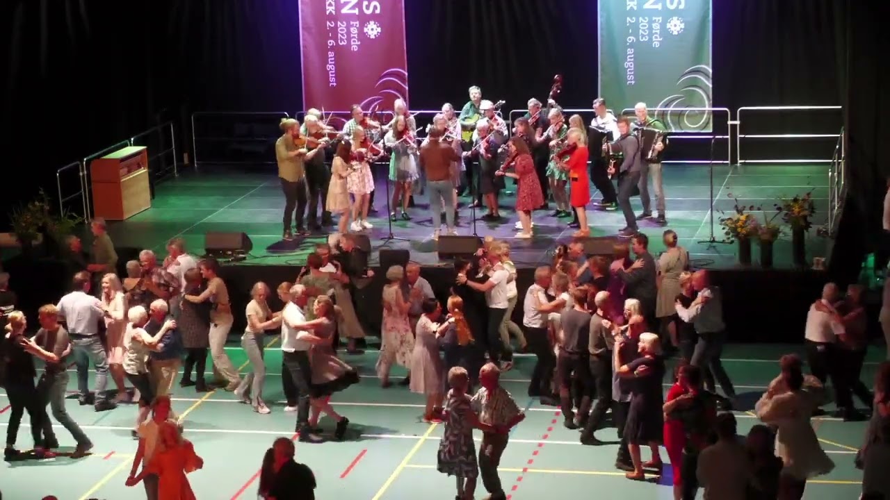 Lom spelmannslag. Finale lagspel fele/hardingfele. Landsfestivalen 2023
