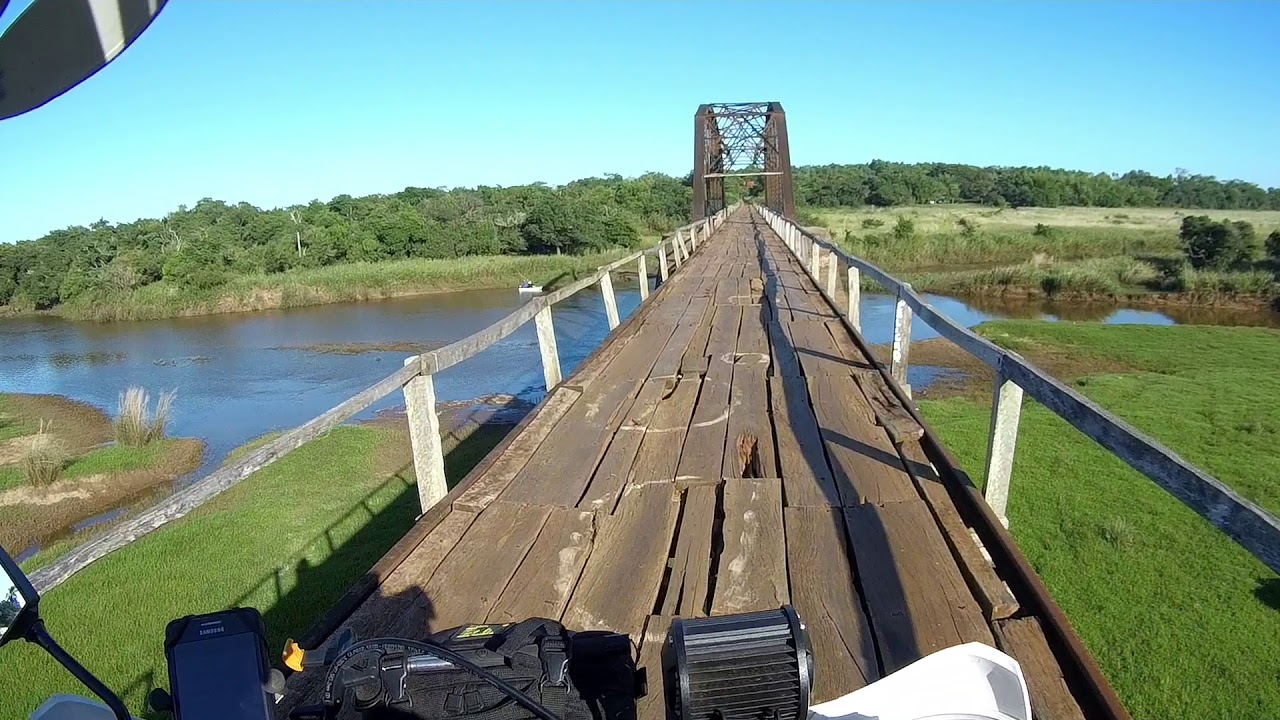 Yuty ( cruzando puente FIERRO PUNTA y est de tren 880 abandonada