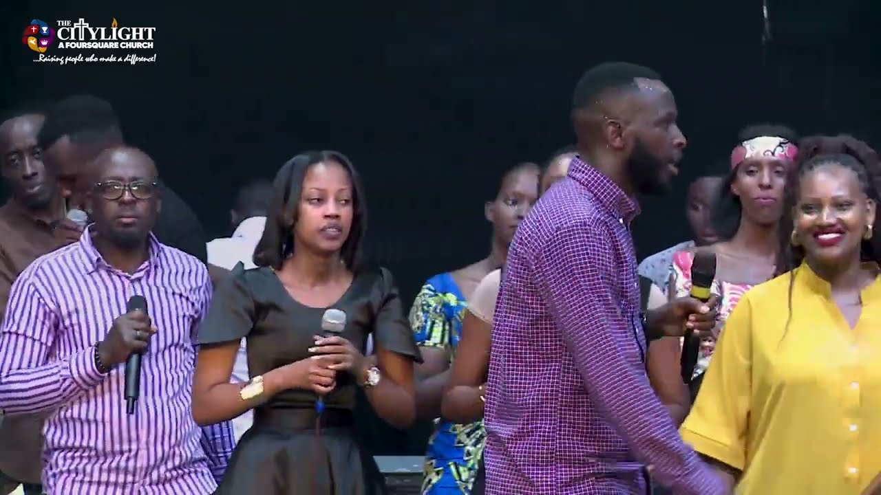 Wauuu ZAHABU na MUCONGOMAN  KURI PENTECOST  KURAMYA NO GUHIMBAZA BYARA AGAHEBUZO.