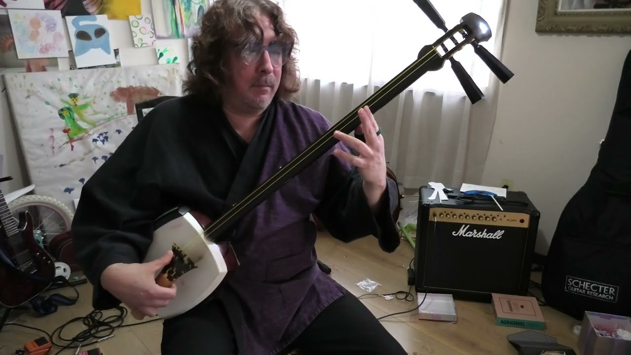 Hell's Greatest Shamisen Master plays Paganini caprice 24