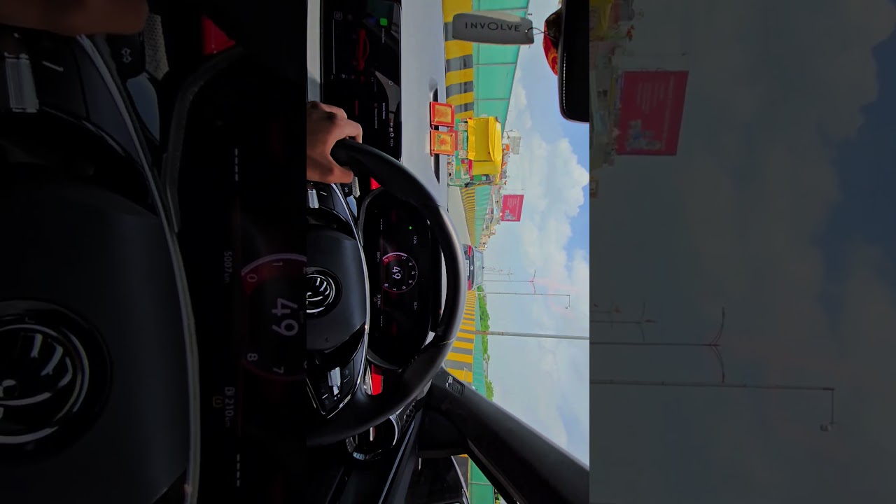 Skoda Slavia vs Mustang GT: Unreal Street Race on Atal Path! 🇮🇳#gearsngases #mustang #pov
