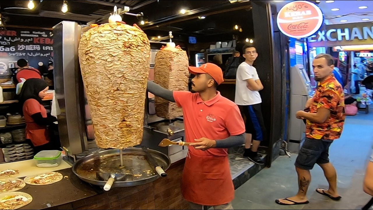 The OIL Is The SAUCE [Niyo's Kebab, Patong, Thailand]