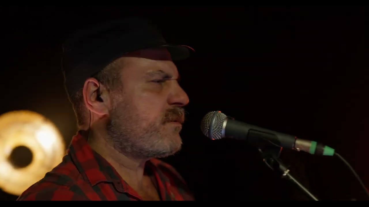 Eladio y los Seres Queridos - Están Ustedes Unidos (B.S.O. 2005-2025)
