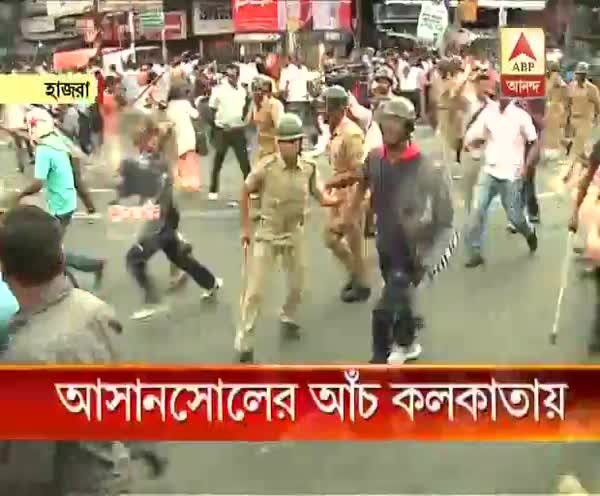 BJP supporters clash with police at Hazra while protesting assault on Babul Supriyo