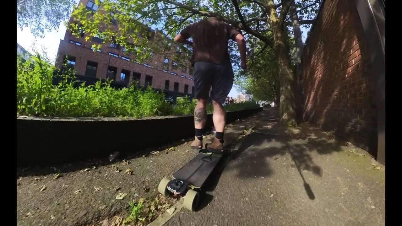 Sunny Ride Through London: Longboarding from Canning Town to Excel