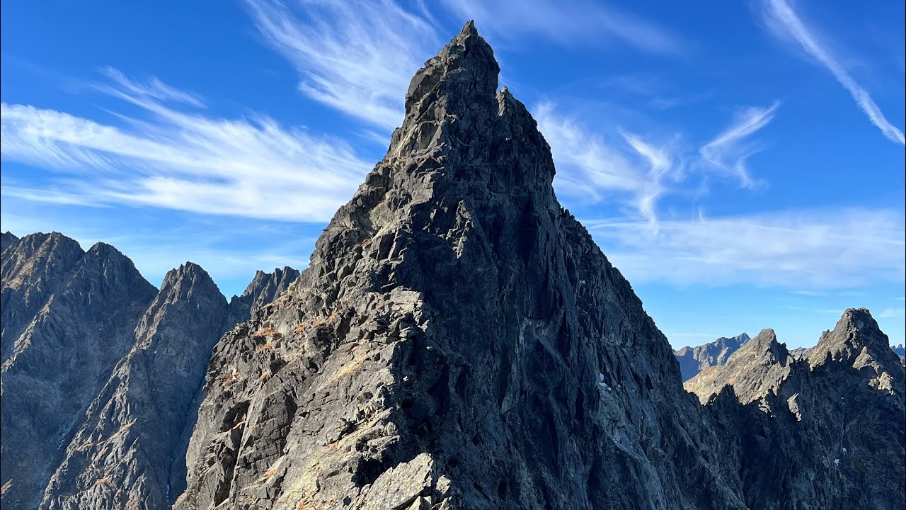 Batyżowiecki Szczyt 2448m, wejście od Wschodniej Batyżowieckiej Przełęczy. 08.11.2024r.