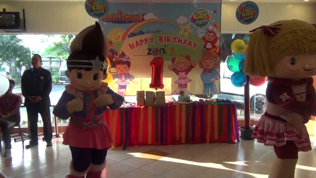 Jollibee and friends at Zia's 1st Birthday