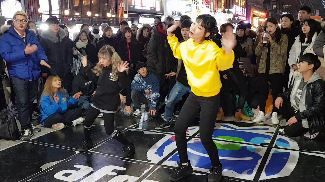 181215 뱅뱅뱅 - 춤추는 곰돌 홍대 버스킹 직캠ㅣBang Bang Bang - AF STARZ Hong-dae busking fancam