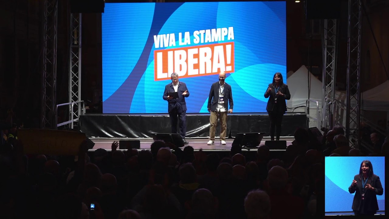 Viva la stampa libera! In piazza a fianco di Sigfrido Ranucci e del giornalismo libero