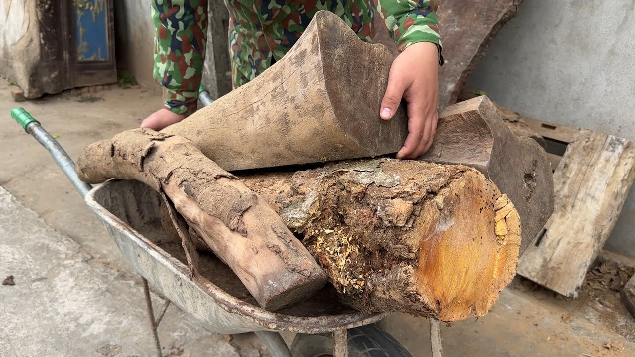 Let's Watch Experience The Ultimate Emotions! Great Transform Of 60-Year-Old Carpenter From Old Wood