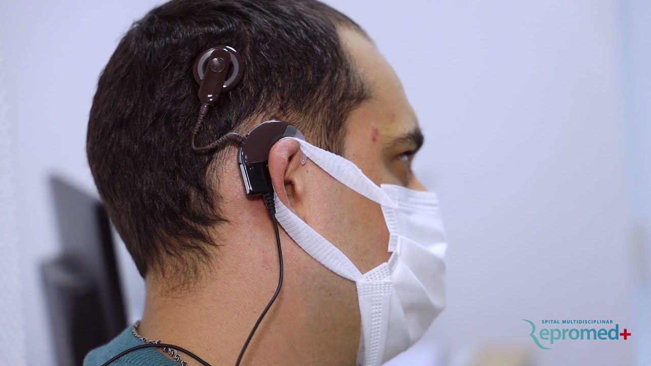 Prima operație de implant cohlear la Repromed+
