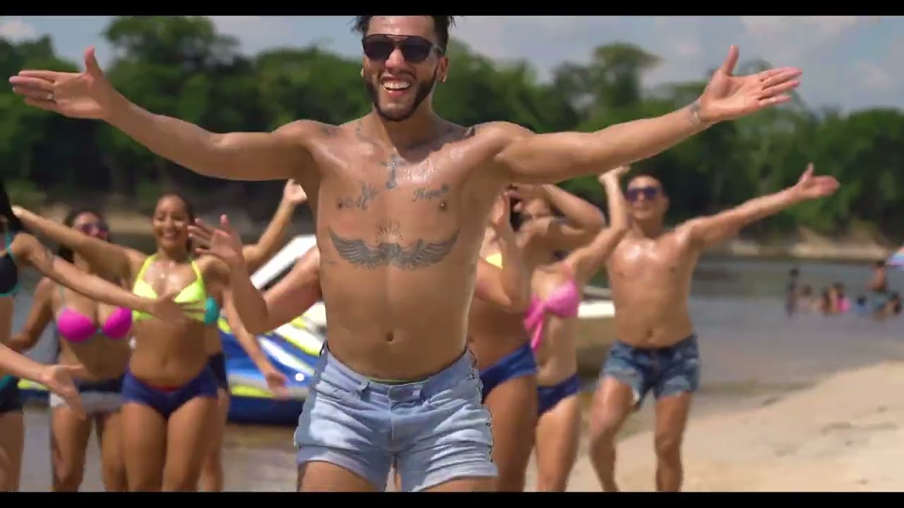 coreografía de verano. la vale band de IQUITOS.                 #lavaleband#iquitos #selva