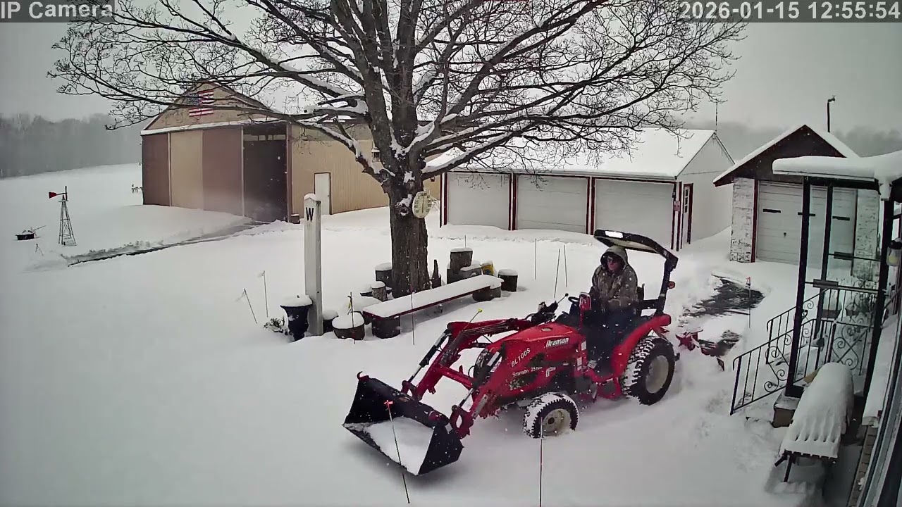 Snow in Sodus, Michigan  1/15/2026  Branson 2510h, 6' rear blade.
