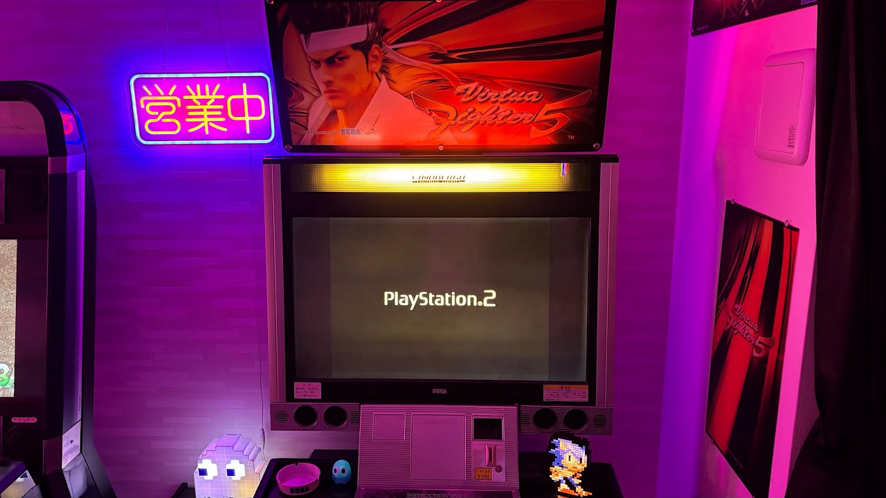 一見アーケード、実はPS2。 Arcade with a PS2