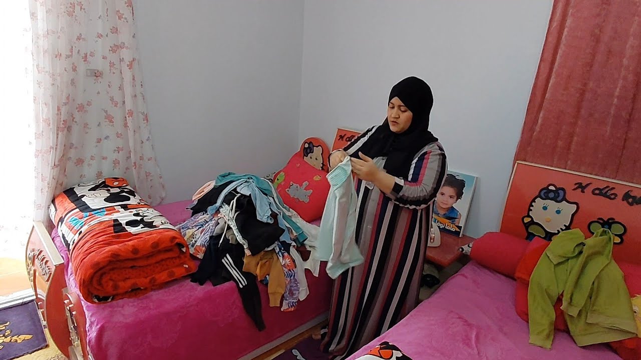 الست تقوم من نومها  متقعدش اللي لما تخلي شقتها فل من غسيل لما طبيخ  الله يكون في عونا 