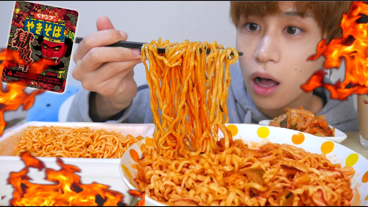 【モッパン】 ペヤング獄激辛とブルダックを韓国人が食べ比べてみた結果…！