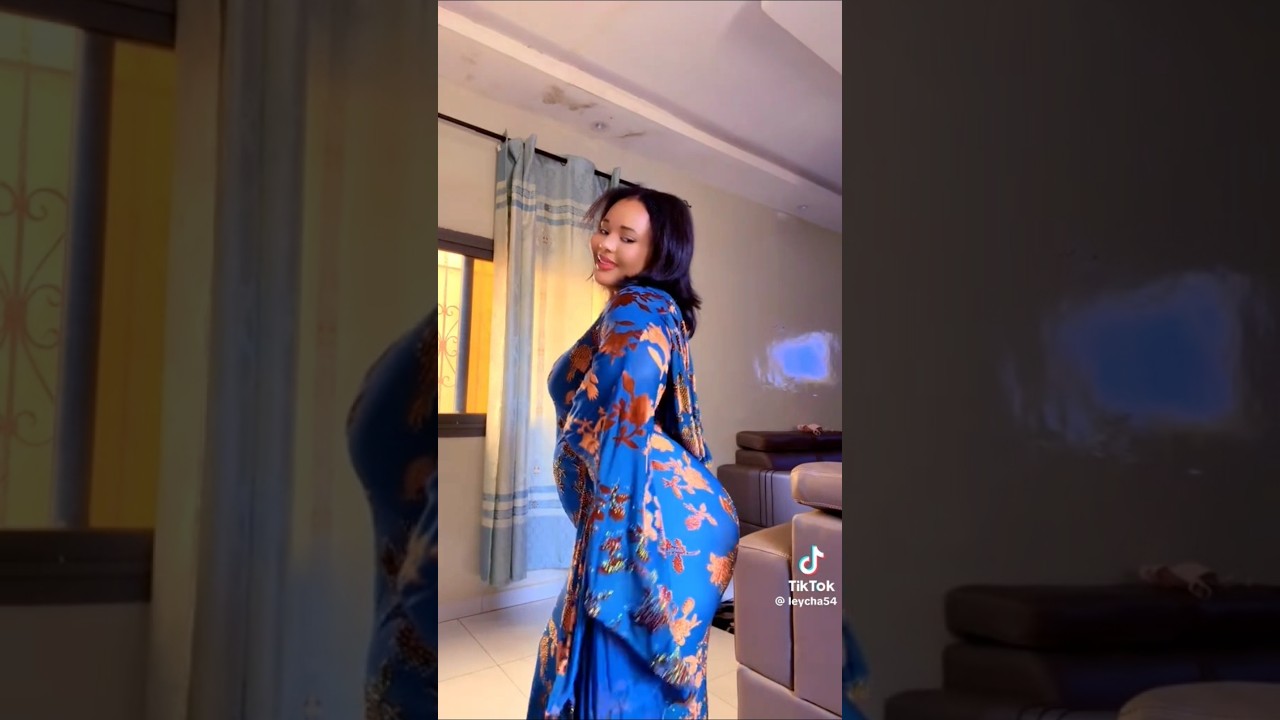 #LeychaWiller la Femme de #ReugReug #short #shorts #shortvideo #youtubeshorts #Dakar #Senegal