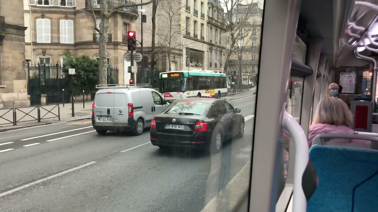 Voyage dans le bus 84 RATP - Concorde Royale - Charlotte Perinard (Partie 6)