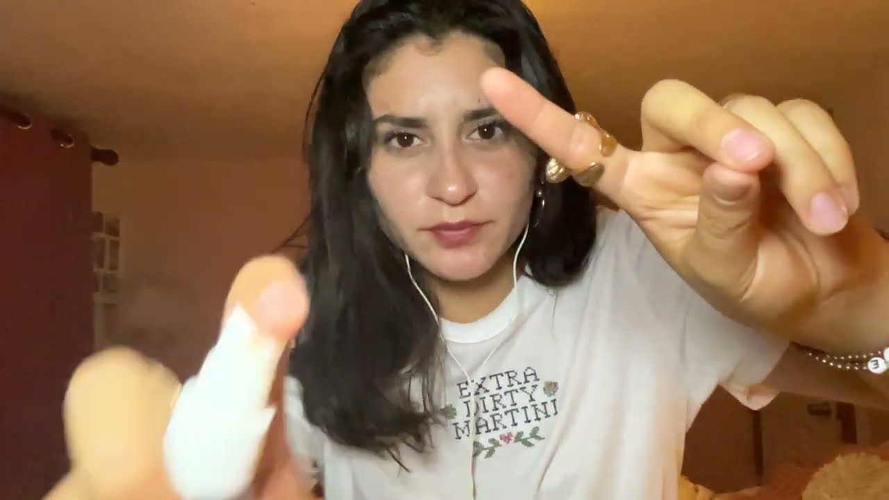 ASMR REVISION MÉDICA BIZARRA 