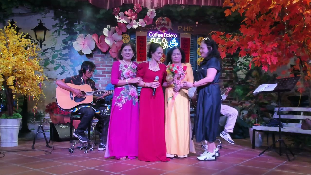 Vườn tao ngộ  -  Sáng tác: Nhật Hà  - Trình bày: Nguyễn Phượng