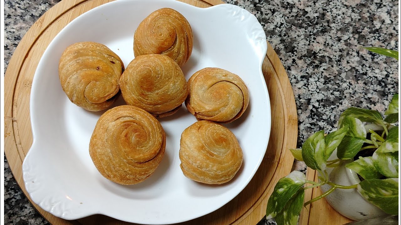 Khasta Aloo Matar Kachori – Crispy, Spicy and tasty, Ramada special iftar snacks
