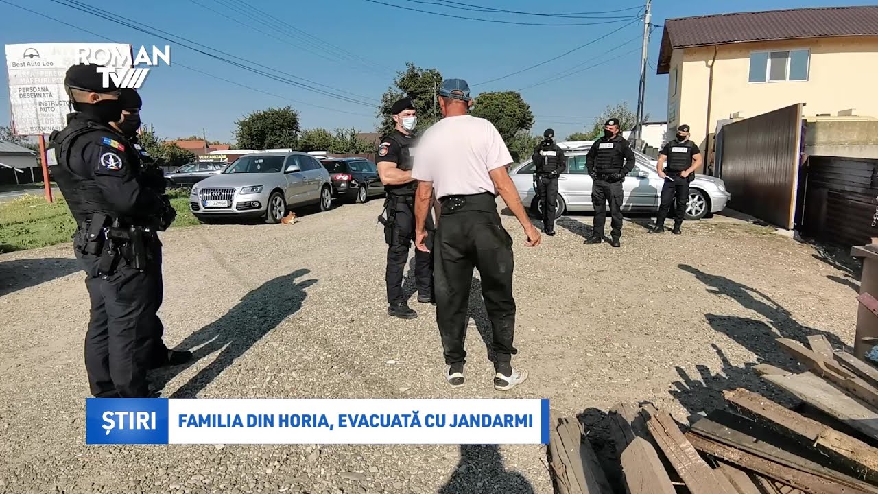 Familia din Horia, evacuată cu jandarmi