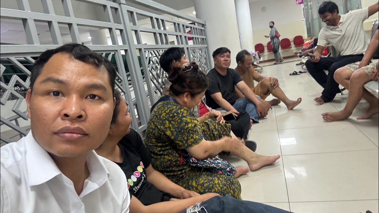 មកសួរសុខទុកអ្នកជម្ងឺភ្នែកនៅពេទ្យអង្គដួង Eye hospital 