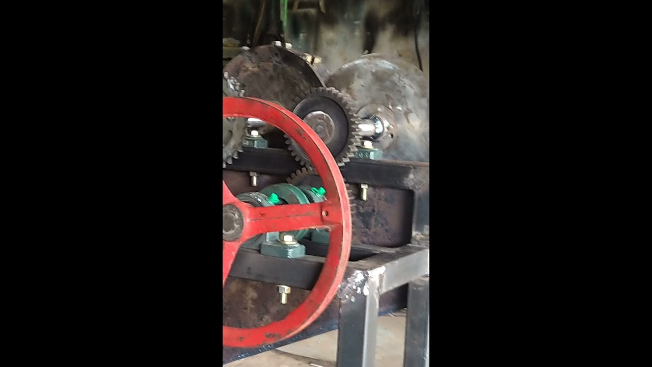 sistem pisau mesin  pembelah pinang