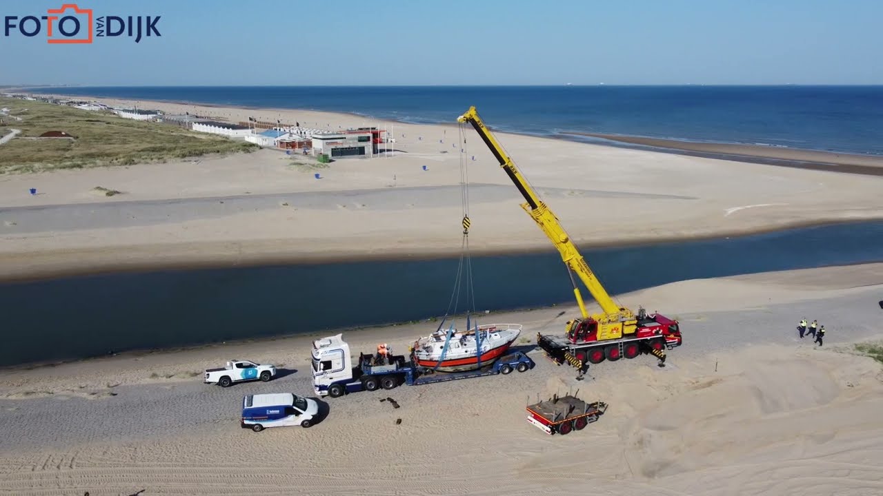 Berging van het jacht Noorderzon ter hoogte van Katwijk aan Zee