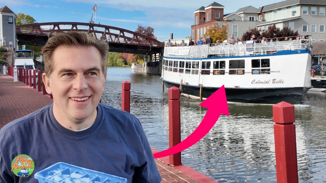 An AUTUMN CRUISE on the Erie Canal! Colonial Belle in Fairport NY