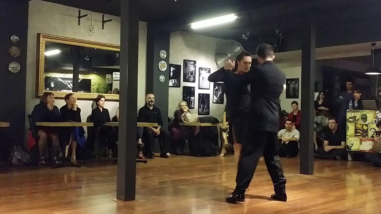 Eşref Tekinalp & Vanessa Gauch Arabacıoğlu -2- Esta